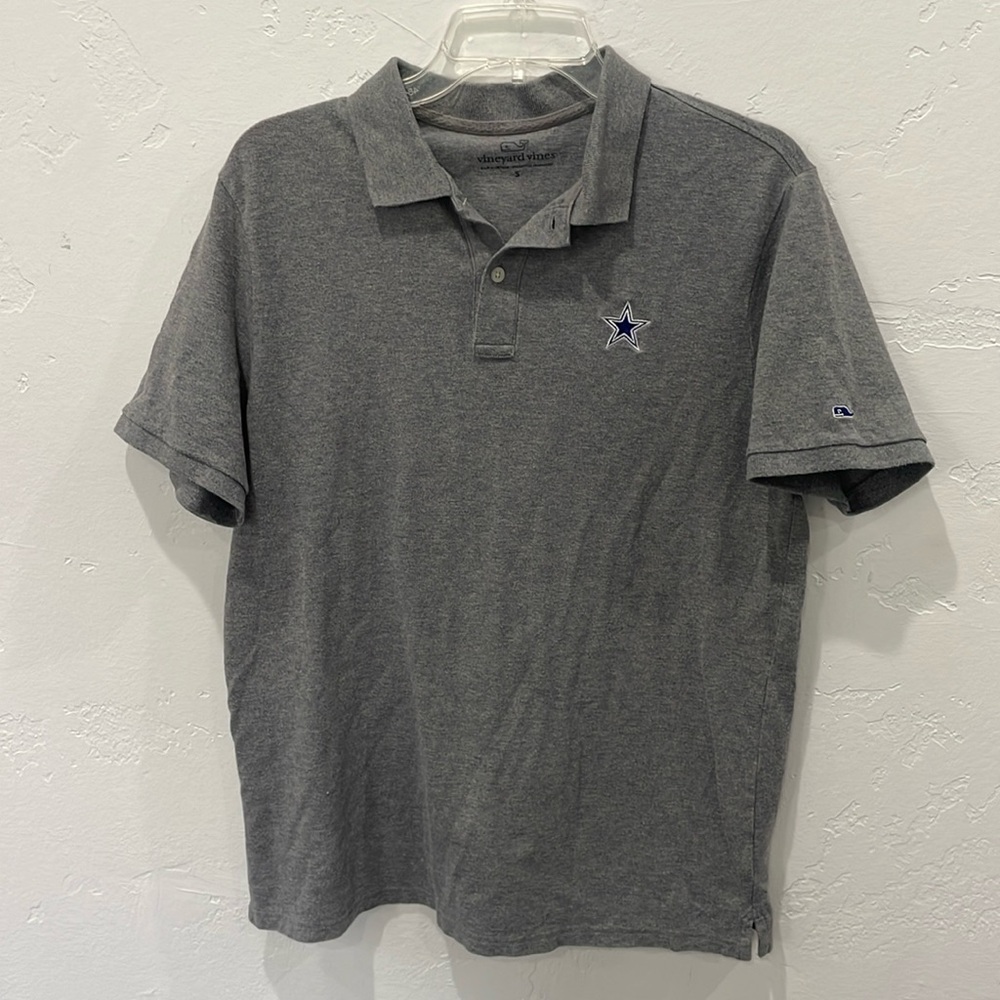 Vineyard Vines size small